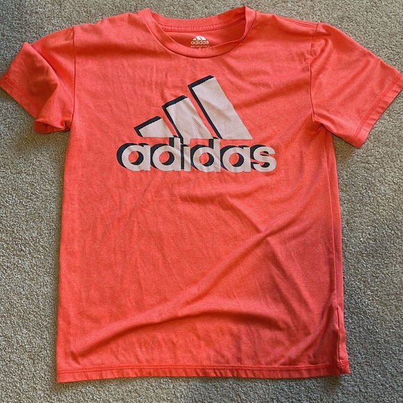 Lot of three Adidas T-shirts, all size medium/10–12 - Picture 4 of 5
